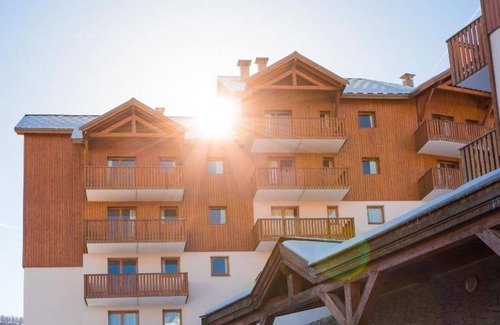 Puy-Saint-Vincent Apartment | 3-Room Apartment for 6 with Balcony in Puy-Saint-Vincent, Near Ski Slopes