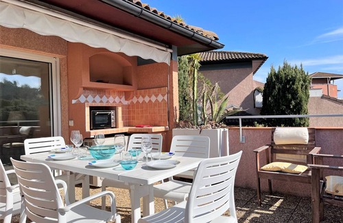 Cavaliere Apartment | 3-room apartment with terrace near the beach