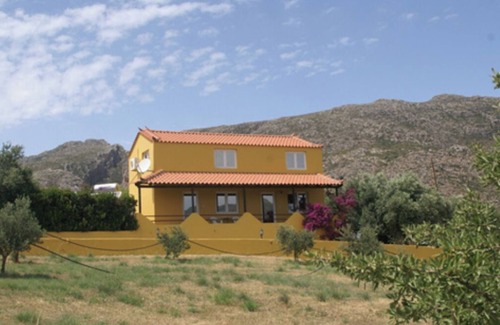 Voia House | 3 self-catering cottages-in southern Peloponnese