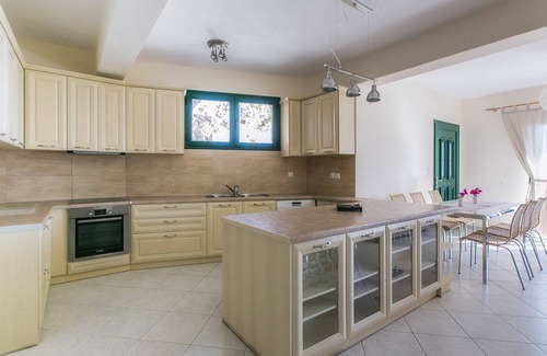 Livadi Villa | 3 Villas with Sea View and beach front
