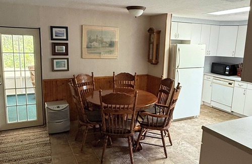 Dunnellon House | “30 Day or more rental ONLY” Private RAINBOW RIVER access! Dunnellon 2 bed house