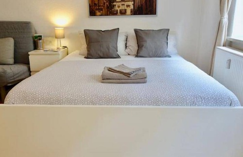 Outer Neustadt Apartment | 30 m² Apartment ∙ 1 bedroom ∙ 4 guests