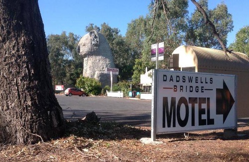 Dadswells Bridge Hotel | 30 m² Motel ∙ 4 guests