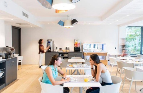 Gradignan Apartment | 30 m² Serviced apartment ∙ 127 guests