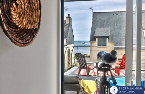 Guilvinec Apartment | 30 m2 terrace with sea view, 40 m from the beach and 300 m from shops