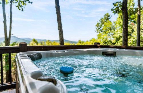 Foxfire Estates House | 30 percent off thru July 5 Insane Views Hot Tub Game Room