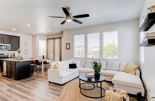 American Fork House | 30+ Stay Welcome! Pet Friendly! Garage! SWEET AF!