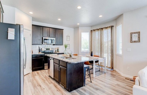 American Fork House | 30+ Stay Welcome! Pet Friendly! Garage! SWEET AF!