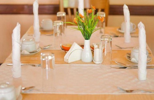 Kigali Hotel | 300 mΒ² Hotel β 4 guests
