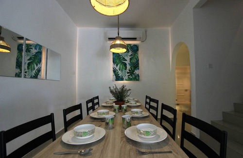 Ipoh House | 300 m² House ∙ 4 bedrooms ∙ 13 guests