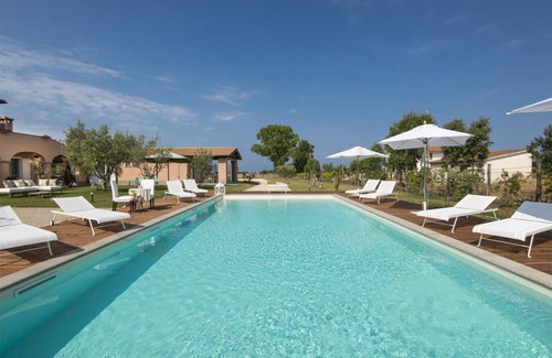 Marina Velca Villa | 300 m² Villa ∙ 11 bedrooms ∙ 24 guests