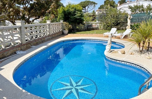 El Vilar d'Aro Villa | 300 m² Villa ∙ 4 bedrooms ∙ 8 guests