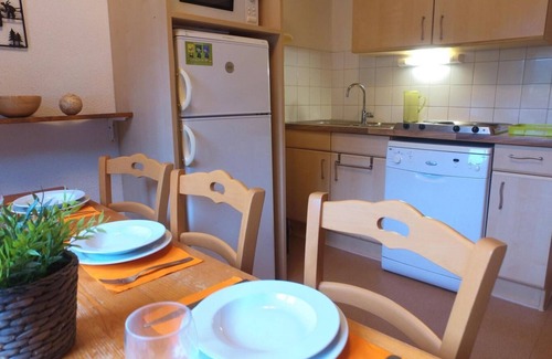Lelex Apartment | 300m from resort center, swimming pool, parking, tv, ski locker, 36m², Lélex