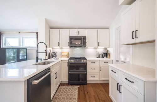 West Cape May Apartment | 301 B Central Ave. Cottage