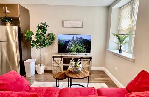 Logan Square Apartment | 304Stunning and comfy 1BDR APT in Center city