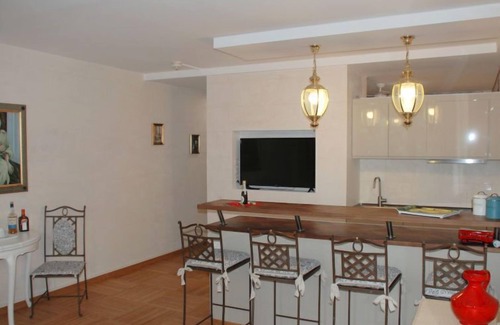 Bissone Apartment | 305 Romantik by Interhome
