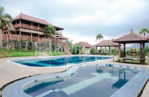 Sidomulyo Hotel | 32 m² Hotel ∙ 4 guests