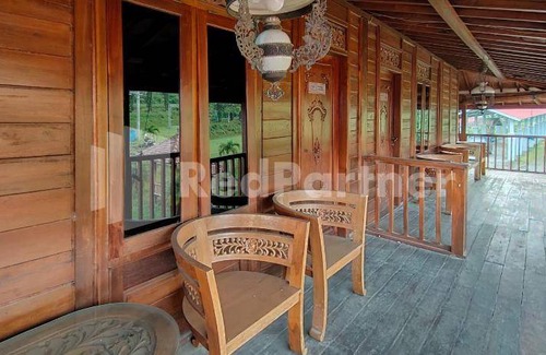 Sidomulyo Hotel | 32 m² Hotel ∙ 4 guests
