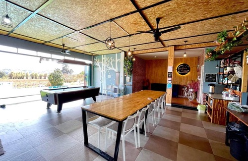 Khanong Phra Villa | 320 m² Villa ∙ 4 bedrooms ∙ 16 guests