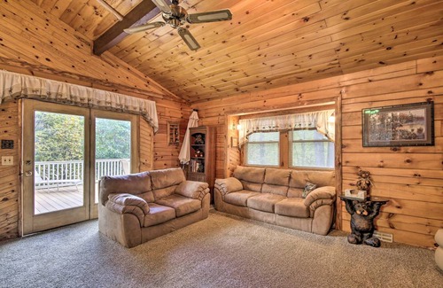 James Creek Cottage | 325 m² Cabin ∙ 4 bedrooms ∙ 10 guests