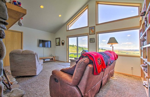 Sweet Grass County House | 325 m² House ∙ 3 bedrooms ∙ 7 guests