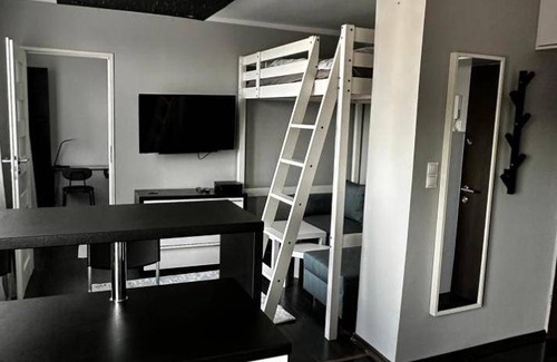 Opole Apartment | 33 m² Apartment ∙ 2 bedrooms ∙ 5 guests