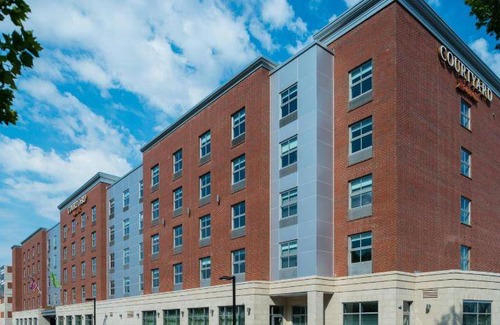 Edgewater Hotel | 33 m² Hotel ∙ 127 guests