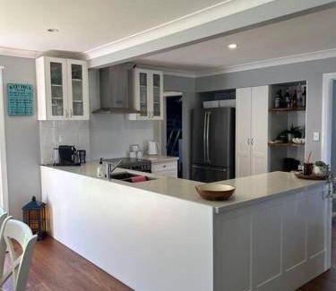 Sussex Inlet House | 33 m² House ∙ 3 bedrooms ∙ 9 guests
