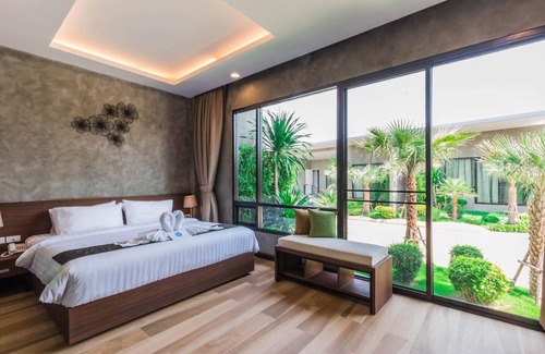 Phitsanulok Villa | 33 m² Villa ∙ 127 guests