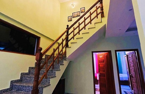 Dharampur House | 330 m² House ∙ 3 bedrooms ∙ 6 guests