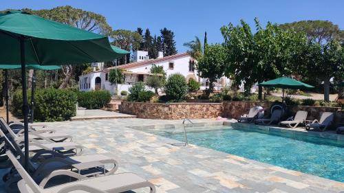 Tordera House | 330 m² House ∙ 5 bedrooms ∙ 12 guests