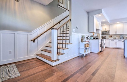 Lovettsville House | 339 m² House ∙ 4 bedrooms ∙ 10 guests