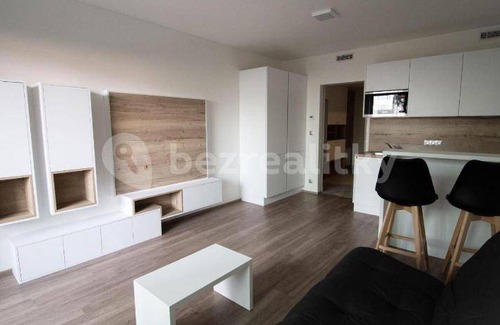 Prague 9 Apartment | 35 m² Apartment ∙ 1 bedroom ∙ 4 guests