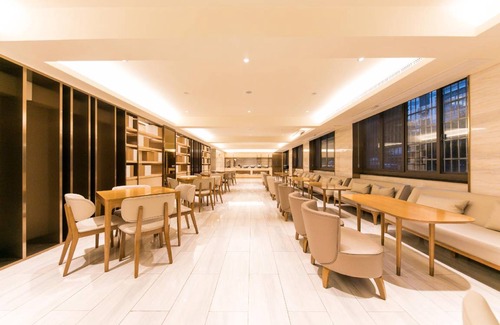 Zhuji Hotel | 35 m² Hotel ∙ 3 guests