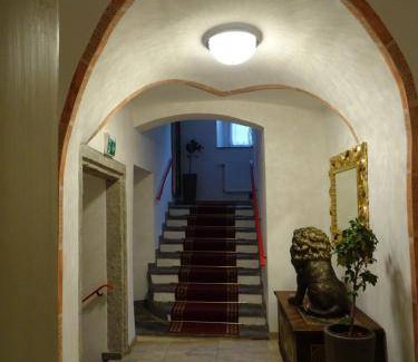 Mauthausen Hotel | 35 m² Hotel ∙ 4 guests