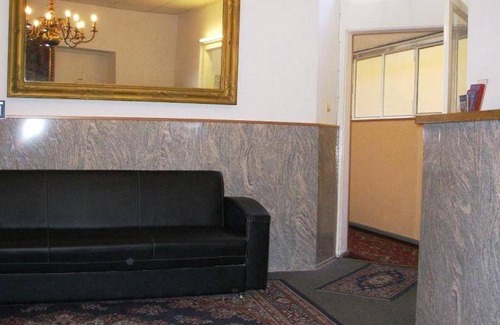 Charlottenburg-Wilmersdorf Hotel | 35 m² Hotel ∙ 7 guests