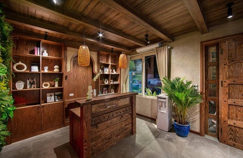 Hang Trong House | 35 m² House ∙ 5 bedrooms ∙ 10 guests