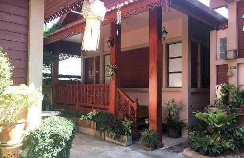 Mae Sariang Resort | 35 m² Resort ∙ 3 guests