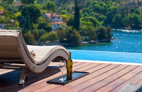 Sutivan Villa | 350 m² Villa ∙ 5 bedrooms ∙ 10 guests