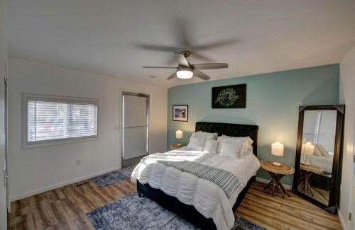 Port Sanilac House | 352 Massive home with Kayaks and Putt Putt