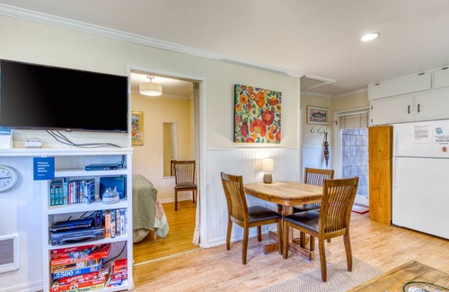 Tillicum Beach Cottage | 36 m² Cabin ∙ 1 bedroom ∙ 3 guests