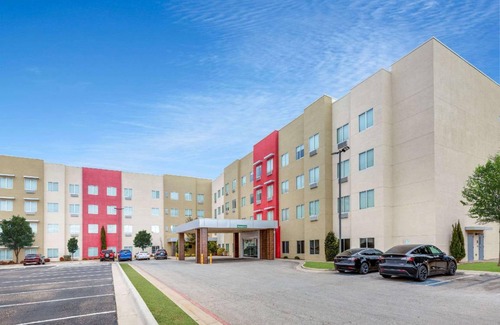 Lubbock Hotel | 37 m² Hotel ∙ 127 guests