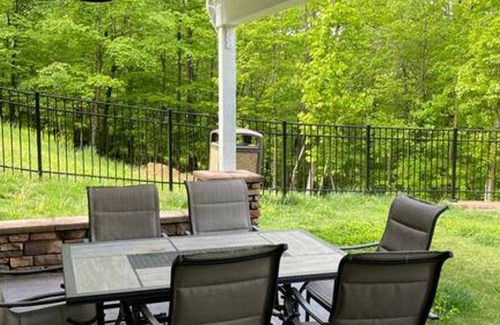Huntingdon House | 372 m² House ∙ 7 bedrooms ∙ 16 guests