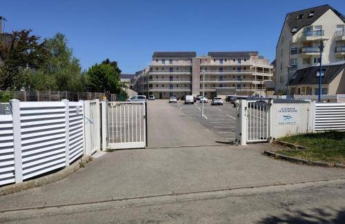Plougonvelin Apartment | 38 m² Apartment ∙ 2 bedrooms ∙ 3 guests