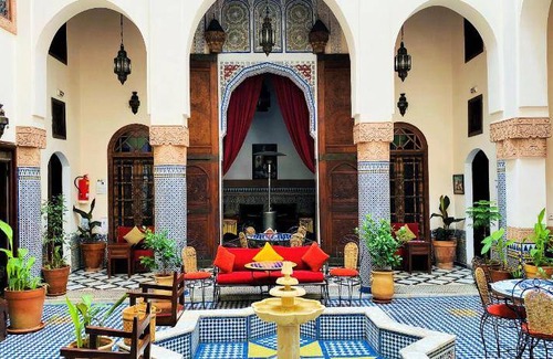 Ain Azlitan Bed & Breakfast | 38 m² Bed and breakfast ∙ 127 guests