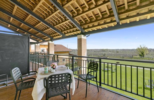 San Benedetto di Lugana Resort | 38 m² Private room ∙ 1 bedroom ∙ 3 guests