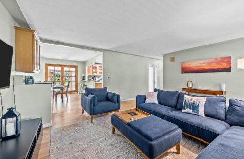 Bel Aire House | 3875 Dover St - Wheat Ridge