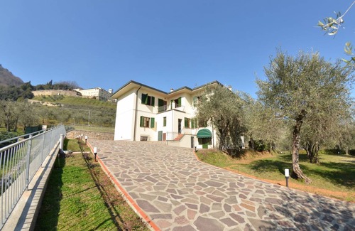 Vicopelago Villa | 390 m² Villa ∙ 7 bedrooms ∙ 16 guests