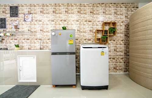 Tha Sala House | 3Bd room townhouse near shopping mall and International school + Free parking