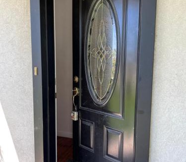 Mineola House | 3BDRM Home minutes to Port Credit & Waterfront trails in Mississauga